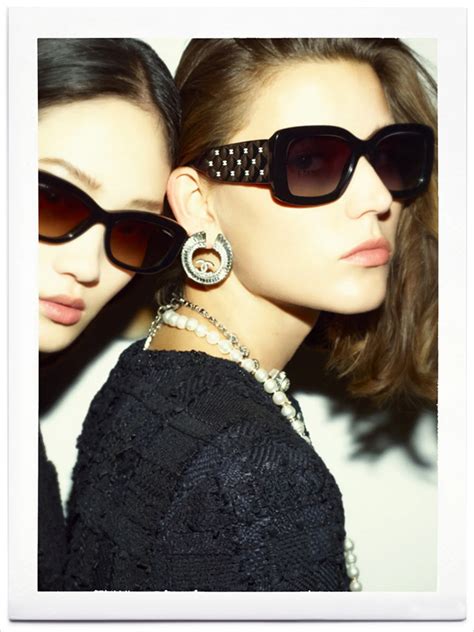 how to adjust chanel sunglasses